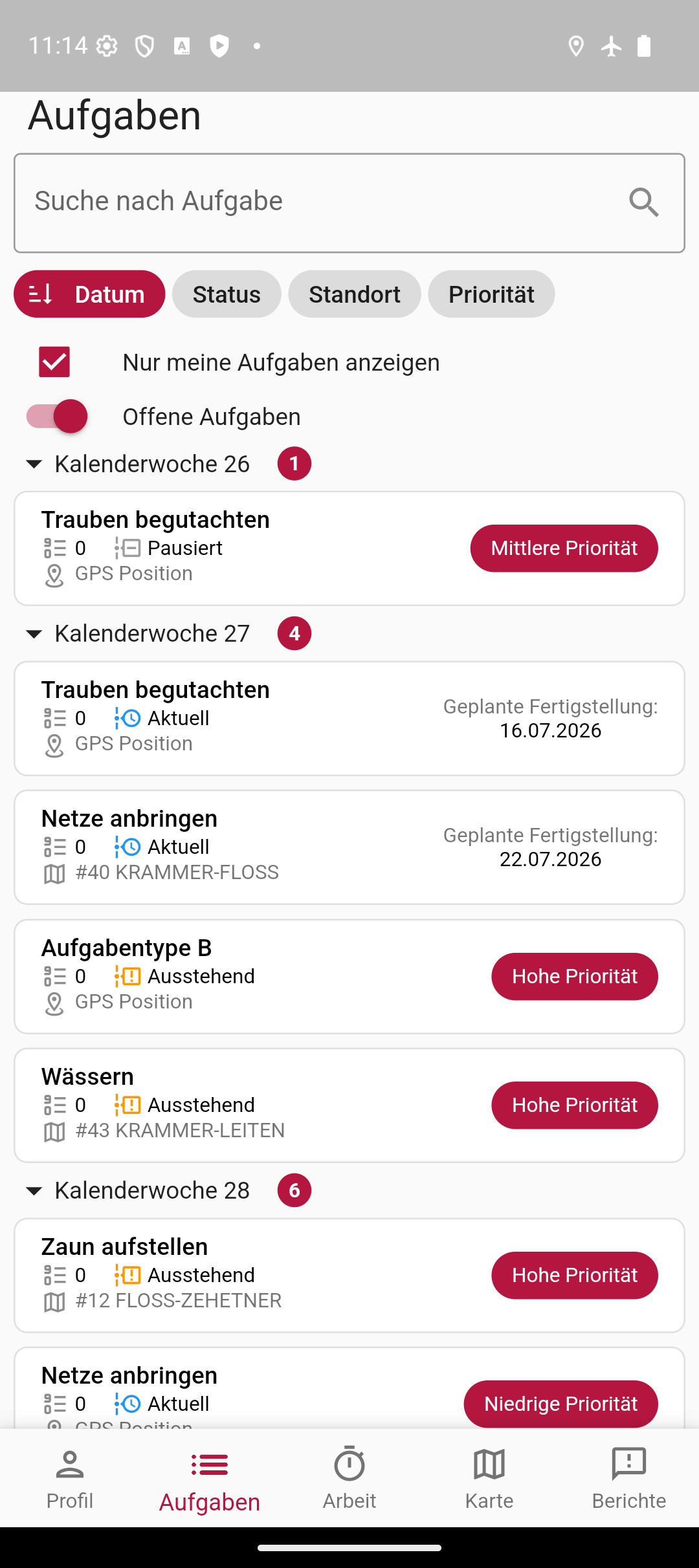 Seznam úkolů mobilní aplikace v režimu letadlo — úkoly s prioritami a kalendářními týdny zůstávají dostupné z lokálního úložiště.